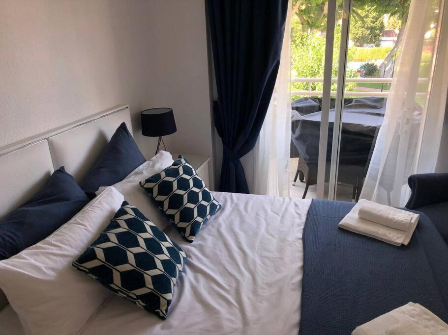 Apartamento Torremolinos 5 Personas + Parking + Piscina Todo El Ano Exterior foto
